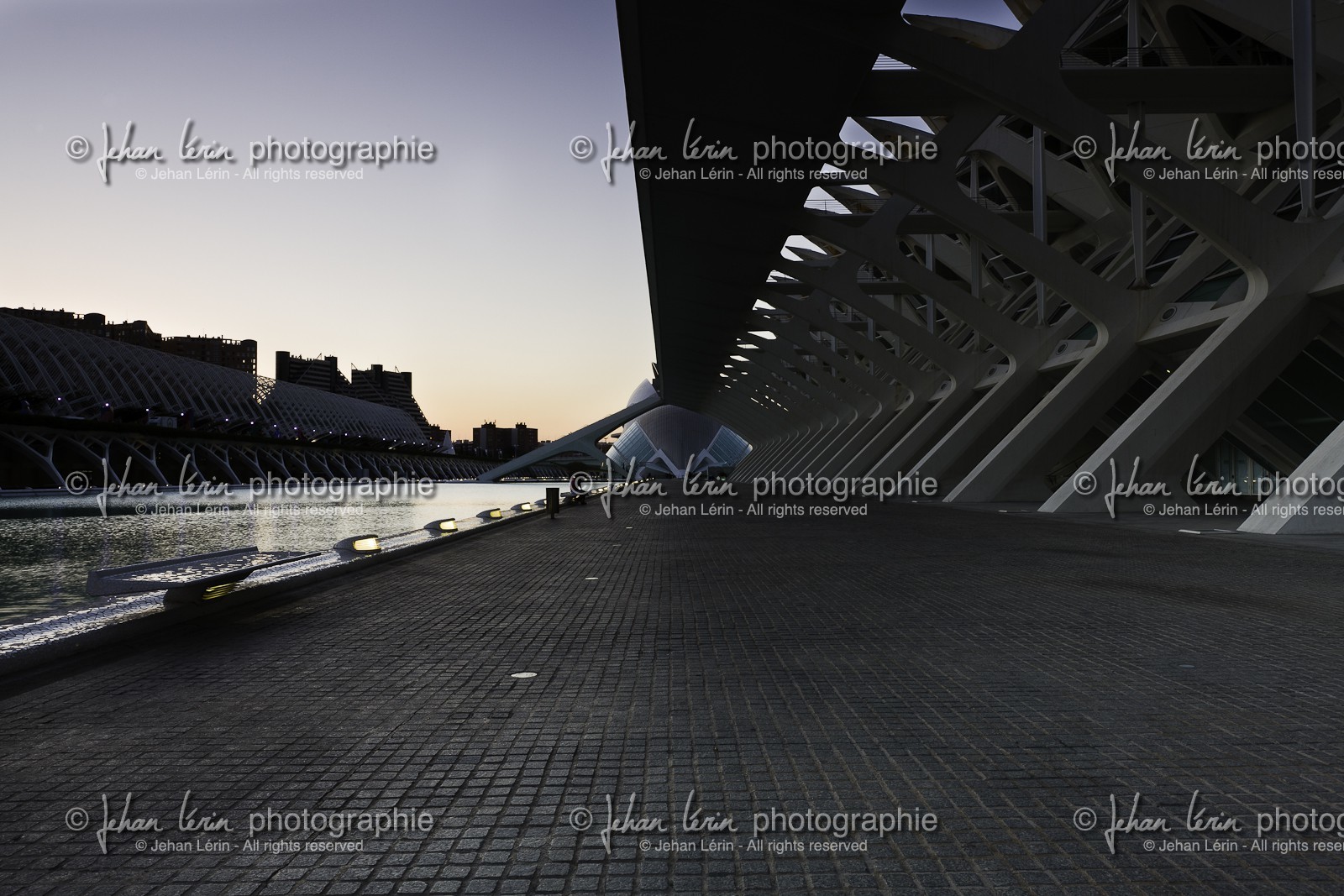 valencia_ciudad-de-las-artes_15-09-2011-0023.jpg