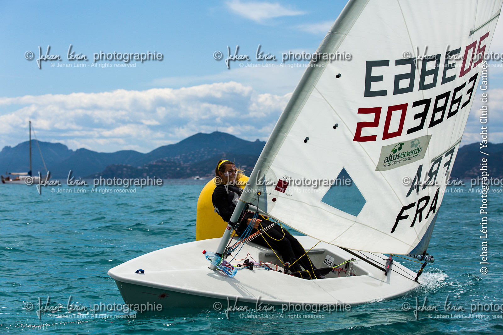 entrainement-laser-radial_louise-cervera_matisse-pacaud_ycc_cannes_jl_5d3_02-06-2016-0126.jpg