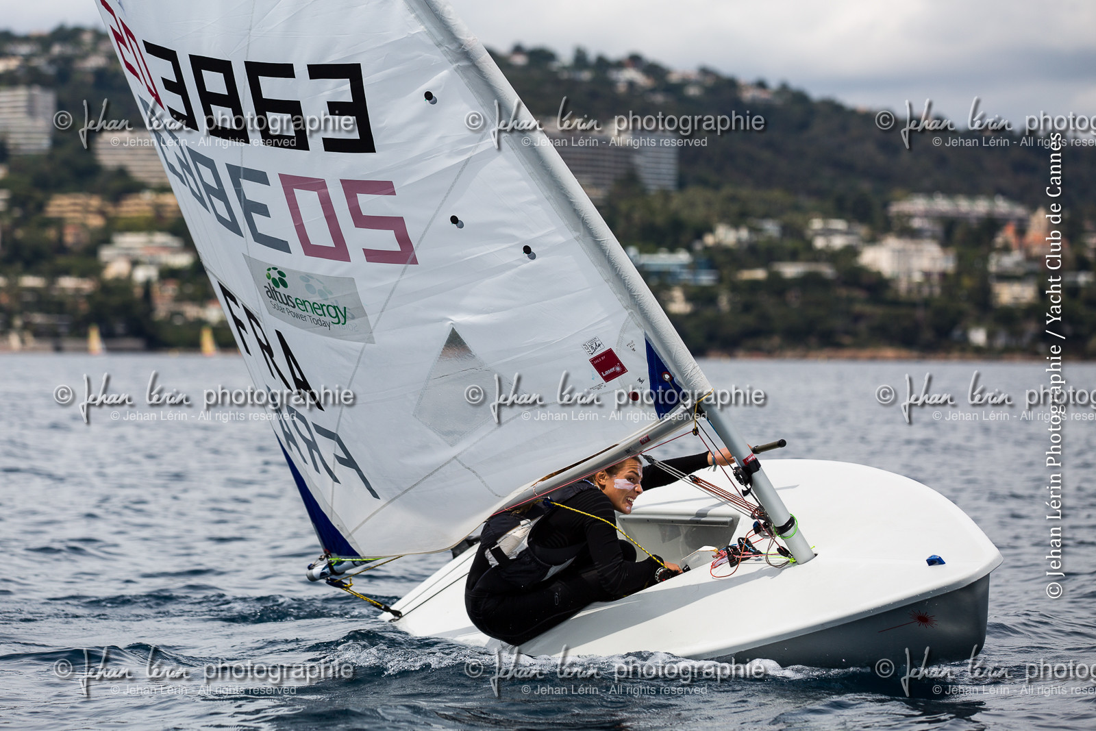 entrainement-laser-radial_louise-cervera_matisse-pacaud_ycc_cannes_jl_5d3_02-06-2016-0389.jpg