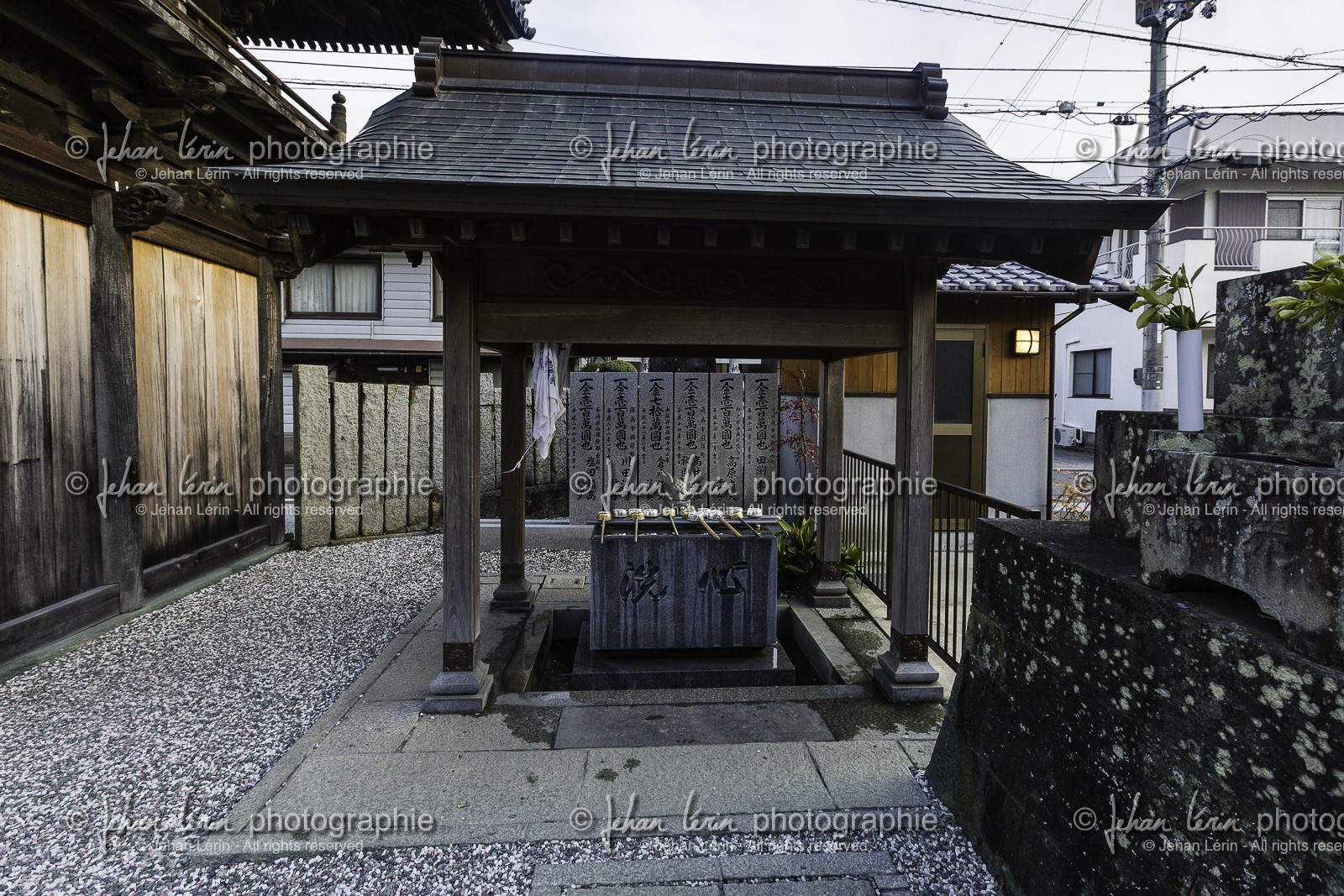 kanonji_temple-16_shikoku_japon_08-03_2014-0463.jpg