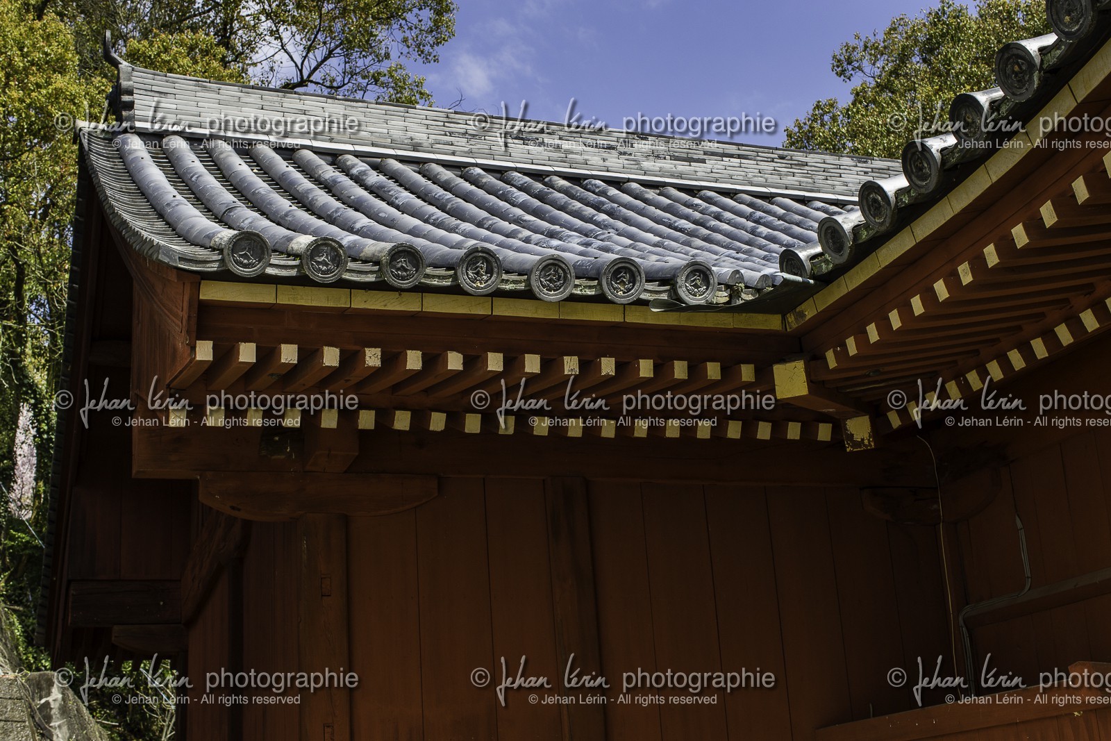 kanonji-et-jinnein_temples-68-et-69_shikoku_japon_06-04_2014-3959.jpg