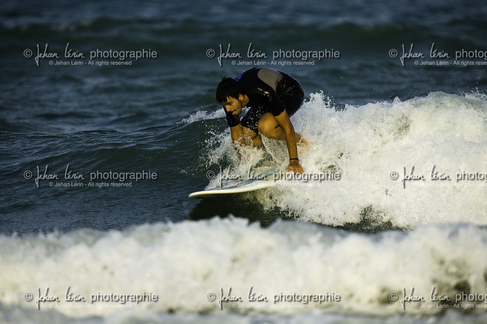 surf_pinedo_01-10-2011-0088.jpg