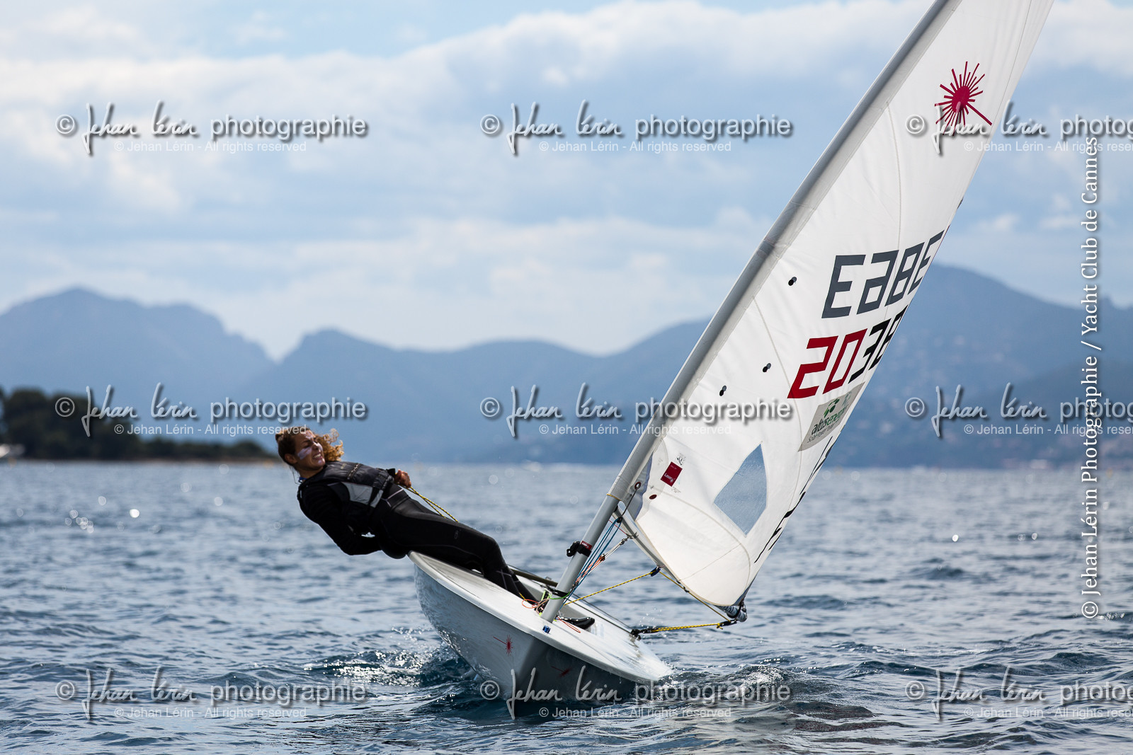 entrainement-laser-radial_louise-cervera_matisse-pacaud_ycc_cannes_jl_5d3_02-06-2016-0403.jpg entrainement-laser-radial_louise-cervera_matisse-pacaud_ycc_cannes_jl_5d3_02-06-2016-0403.jpg