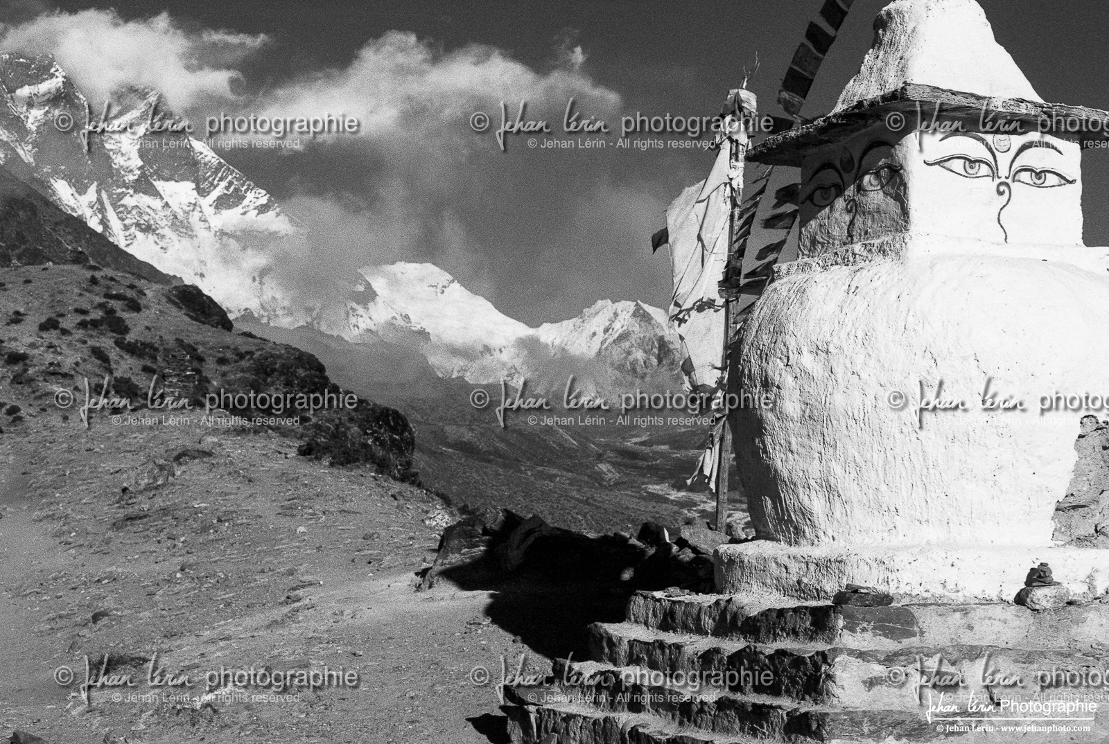 everest-area_nepal_jehan-lerin_jl_oct-2005-0085.jpg