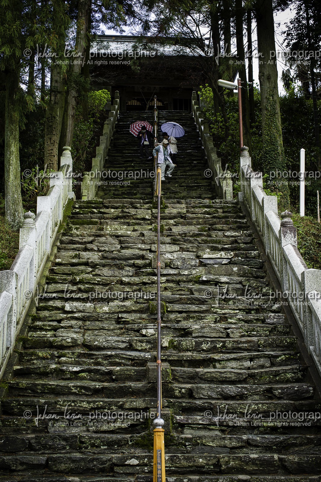 sankakuji_temple-65_shikoku_japon_04-04_2014-3782.jpg