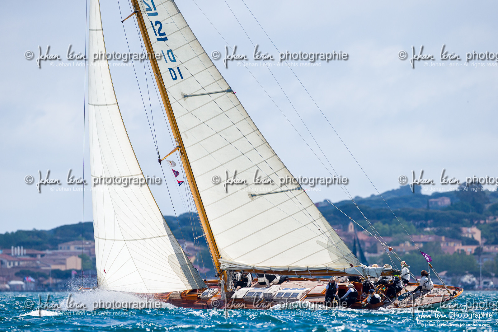 Les Dames de St Tropez